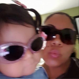 Meet your Posher, Maribel